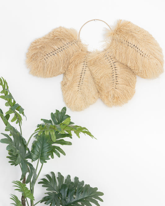 Leaf style raffia hanging